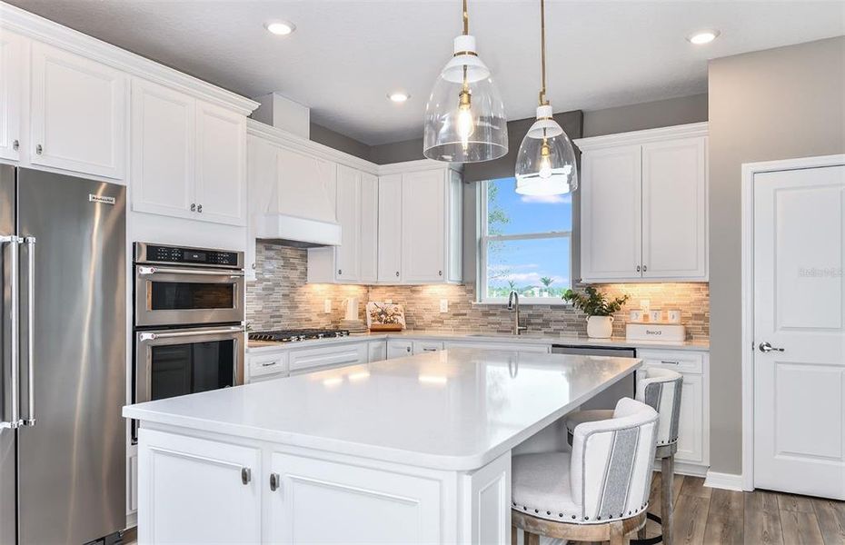 Furnished interior view inside a new home in Del Webb Minneola, Minneola (Image 13).