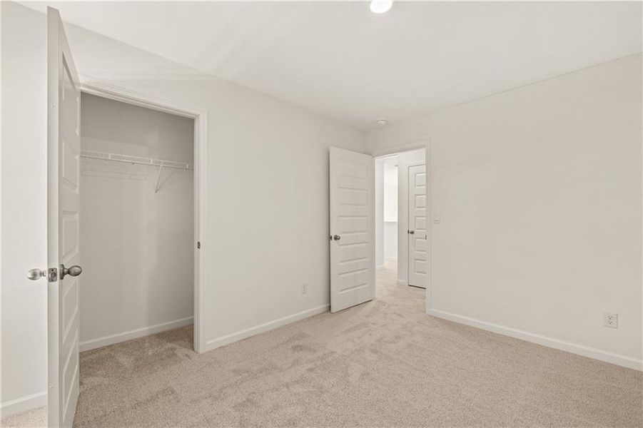 Spacious, unfurnished interior of a new home in Twin Lakes, Hoschton (Image 16).