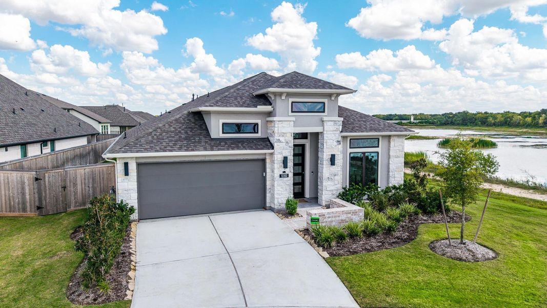 BETTER THAN NEW premier water lot in Creekland... it just does not get any better than this! Incredible privacy and awesome water views on a cul-de-sac where you can unwind at the end of a long day. BETTER THAN NEW premier water lot in Creekland... it just does not get any better than this! Incredible privacy and awesome water views on a cul-de-sac where you can unwind at the end of a long day.