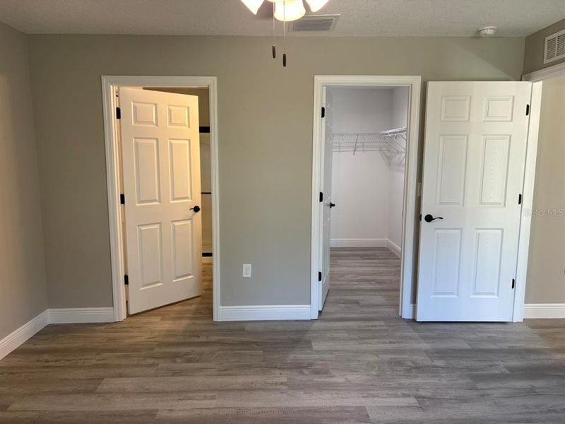 Spacious, unfurnished interior of a new home in , Dunnellon (Image 18).