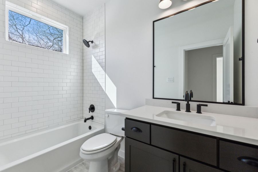 Furnished interior view inside a new home in , Dallas (Image 16).