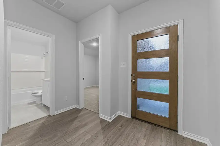 Representative unfurnished interior of a home built from the Knollwood by Cambridge Homes in Rolling Ridge, Van Alstyne (Image 11).