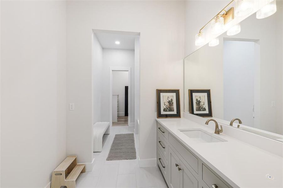 Furnished interior view inside a new home in , Fairview (Image 34).