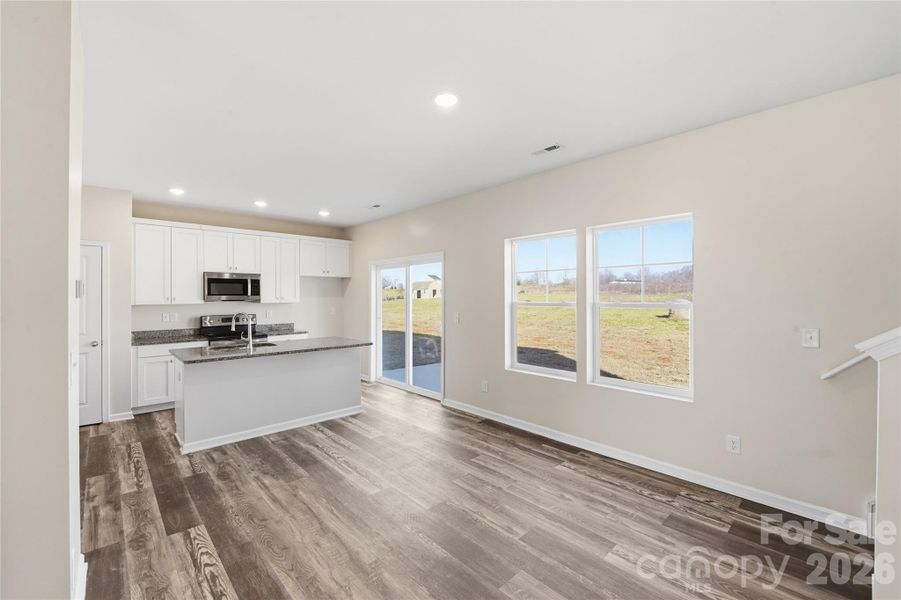 Spacious, unfurnished interior of a new home in , Lincolnton (Image 23).