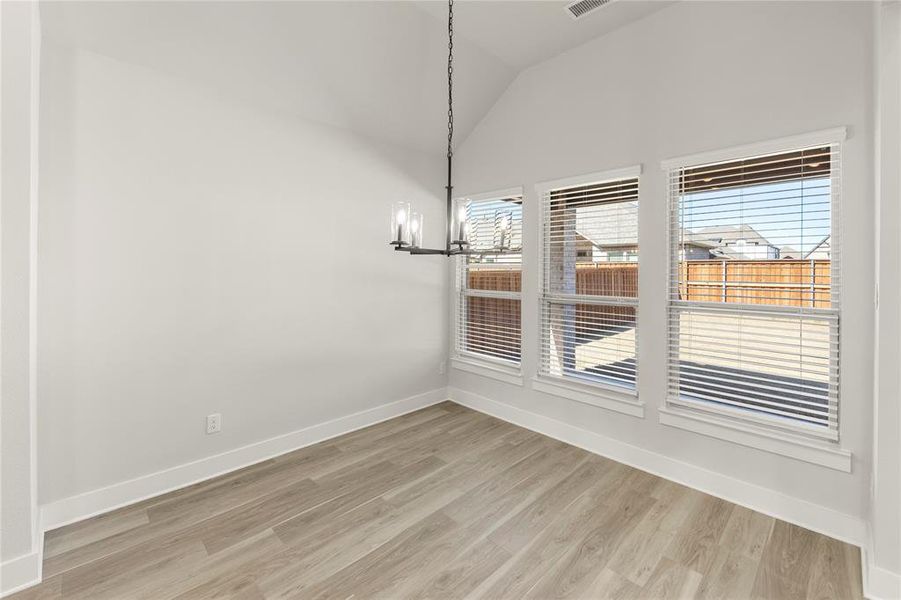 Spacious, unfurnished interior of a new home in Las Lomas, Forney (Image 27). Spacious, unfurnished interior of a new home in Las Lomas, Forney (Image 27).