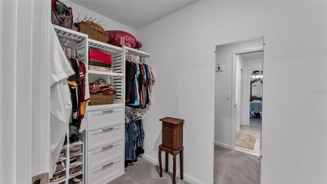 Furnished interior view inside a new home in Peace Creek Reserve, Winter Haven (Image 10).