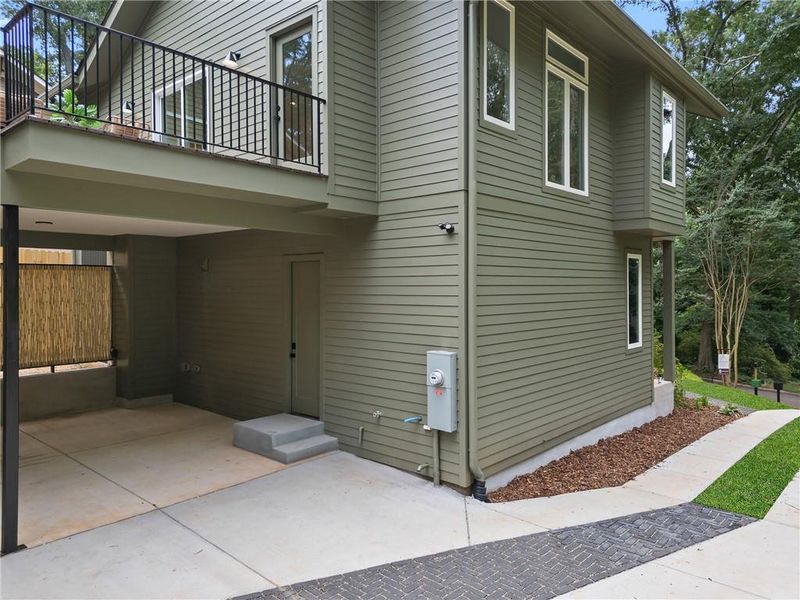 Exterior details and patio area of a home in , Decatur (Image 29).