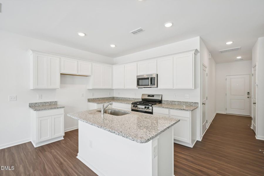 7-web-or-mls-Flagstone Wy-S0402-007