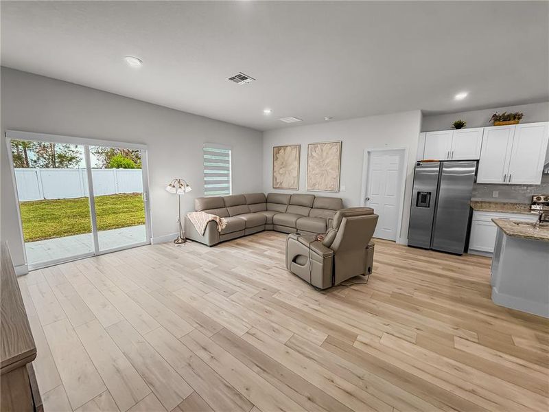 Furnished interior view inside a new home in , Ocala (Image 5).