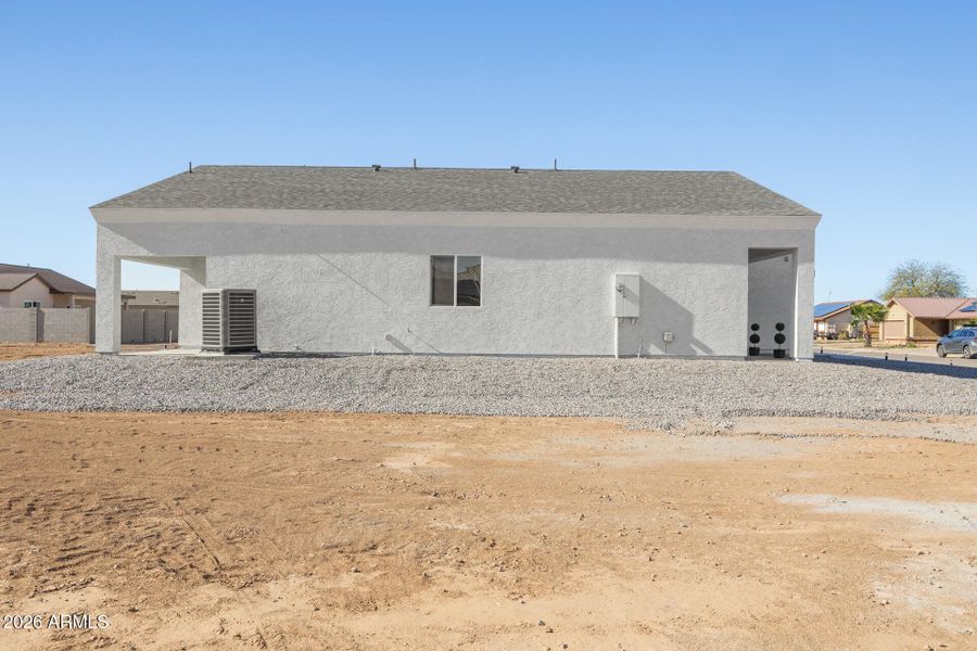 10153 W Wenden - Side Profile Facing Wes