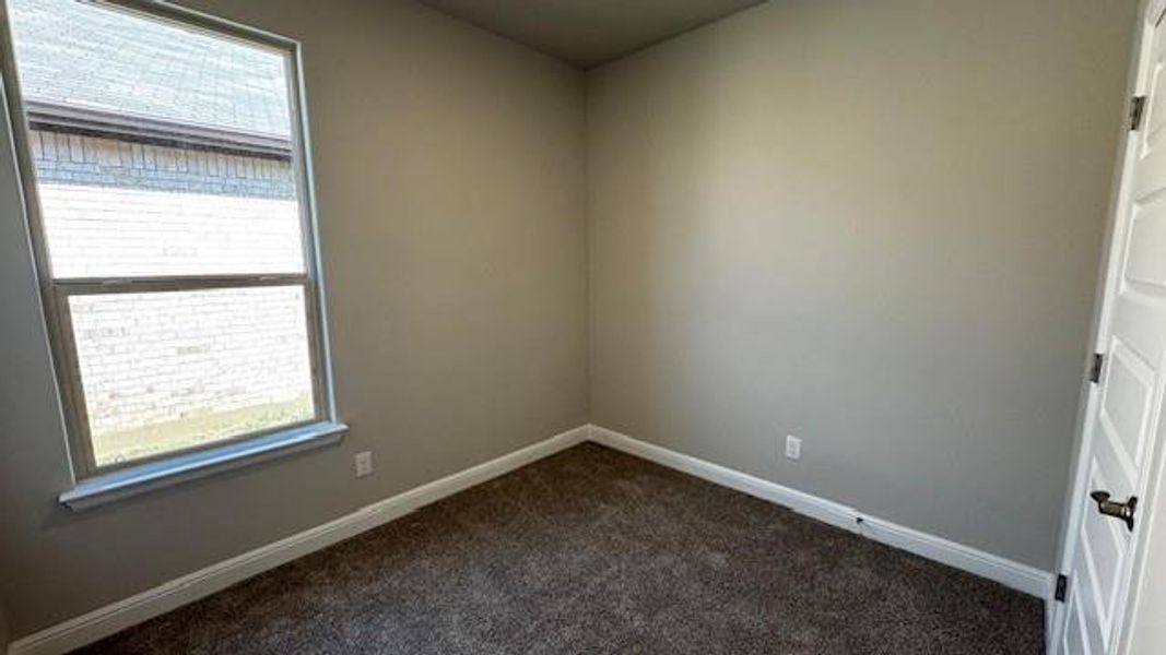 Spacious, unfurnished interior of a new home in Legado, Cleburne (Image 14).