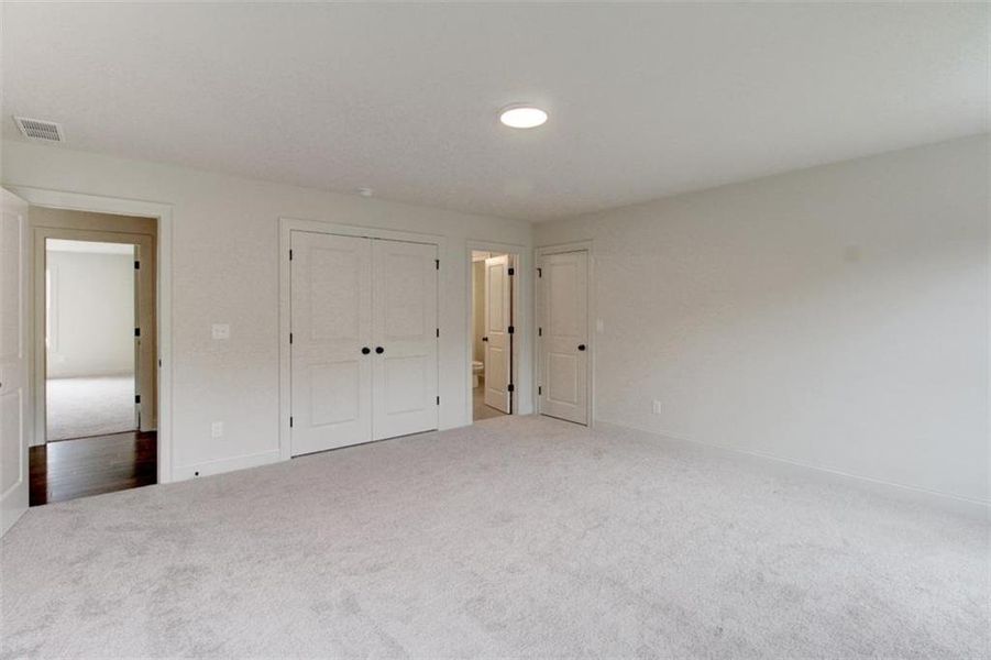 Spacious, unfurnished interior of a new home in , Conyers (Image 28).