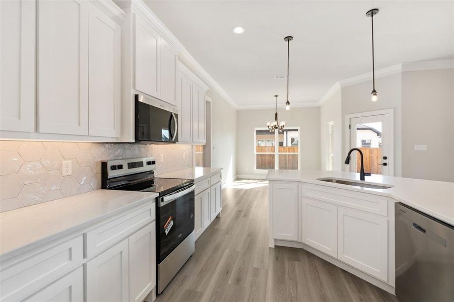 Furnished interior view inside a new home in , Mabank (Image 3).