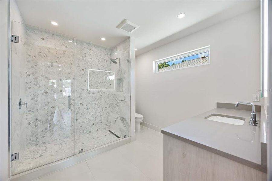 Image 81 of a home in .