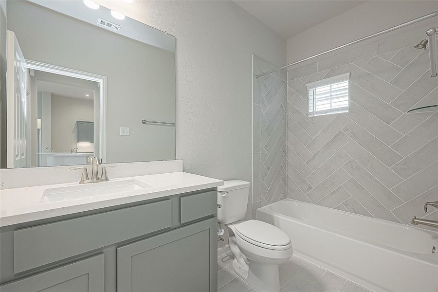 Furnished interior view inside a new home in River Ranch, Dayton (Image 6).