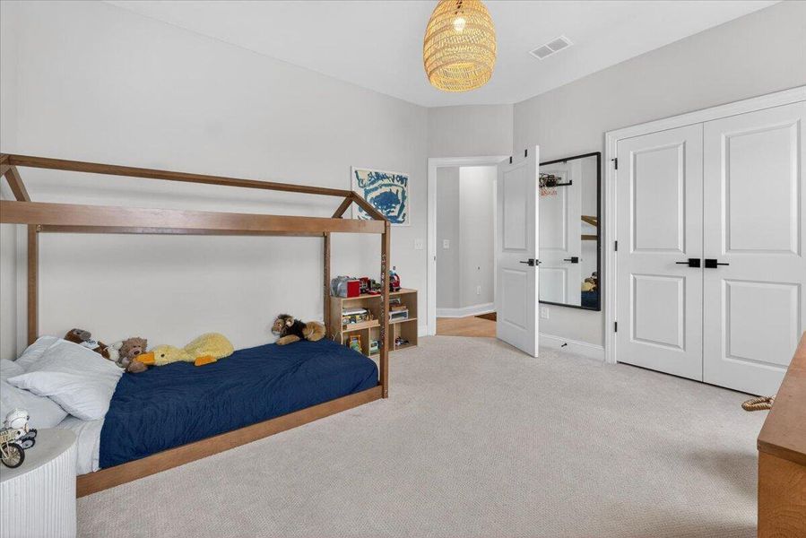 Furnished interior view inside a new home in Oak Bluff, Charleston (Image 16).