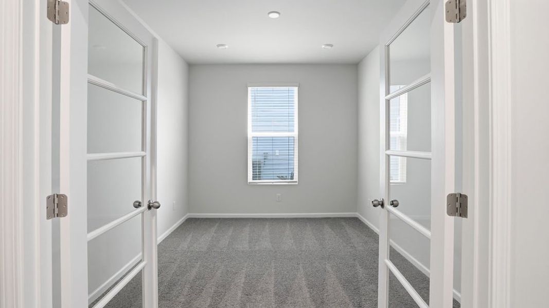 Spacious, unfurnished interior of a new home in Midpoint at New Riverside, Bluffton (Image 14).