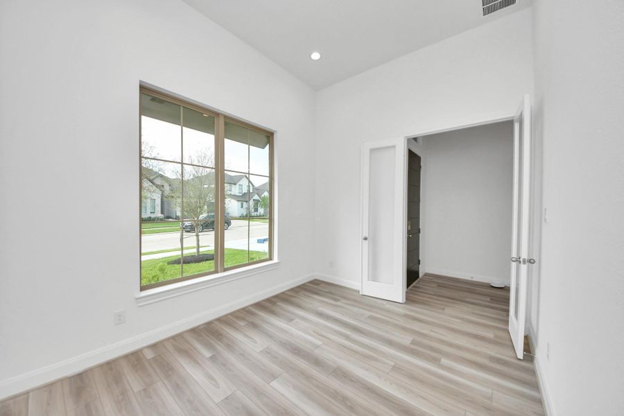 Image 31 of a home in Marvida.