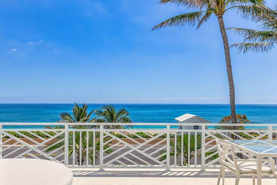 Furnished interior view inside a new home in , Palm Beach (Image 39). Furnished interior view inside a new home in , Palm Beach (Image 39).