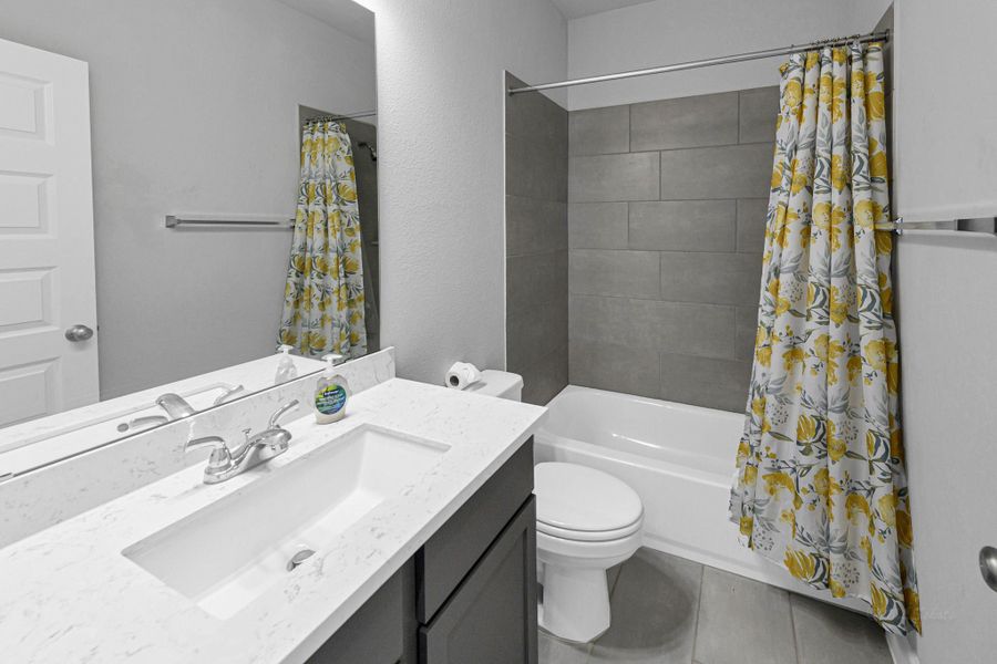 Furnished interior view inside a new home in Cross Creek West 55', Fulshear (Image 42). Furnished interior view inside a new home in Cross Creek West 55', Fulshear (Image 42).