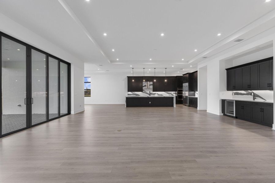 Spacious, unfurnished interior of a new home in Astor Creek Golf & Country Club, Port St. Lucie (Image 15).