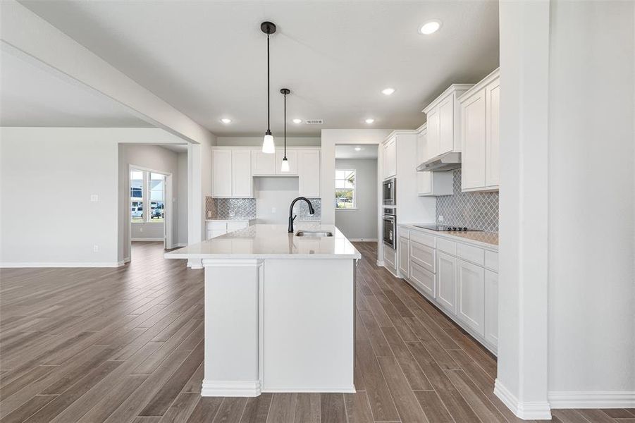 Furnished interior view inside a new home in Parker Heights, Valley View (Image 11). Furnished interior view inside a new home in Parker Heights, Valley View (Image 11).