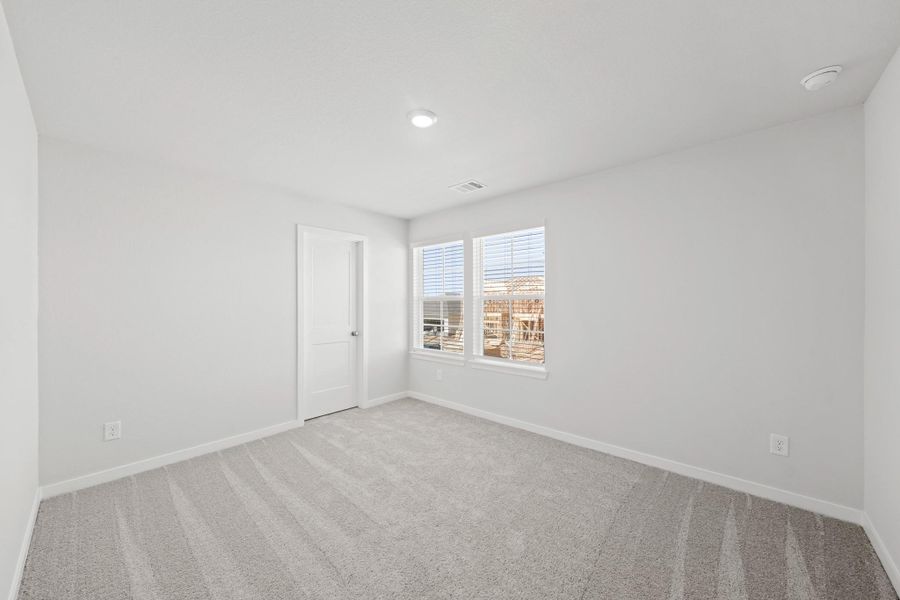 Spacious, unfurnished interior of a new home in Paloma at Sanford Farms, Waller (Image 20). Spacious, unfurnished interior of a new home in Paloma at Sanford Farms, Waller (Image 20).