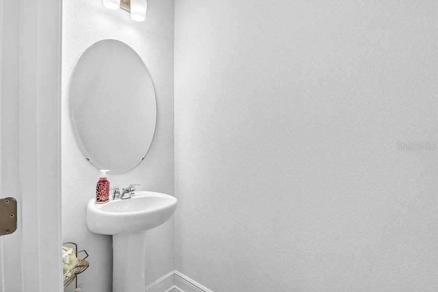 Image 16 of a home in Hills of Minneola.