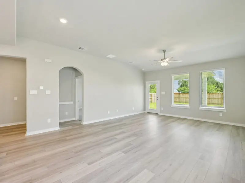 Spacious, unfurnished interior of a new home in Granger Pointe - Premier Series, Conroe (Image 14). Spacious, unfurnished interior of a new home in Granger Pointe - Premier Series, Conroe (Image 14).