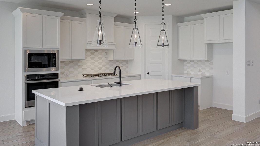 Furnished interior view inside a new home in Esperanza 50', Boerne (Image 13).