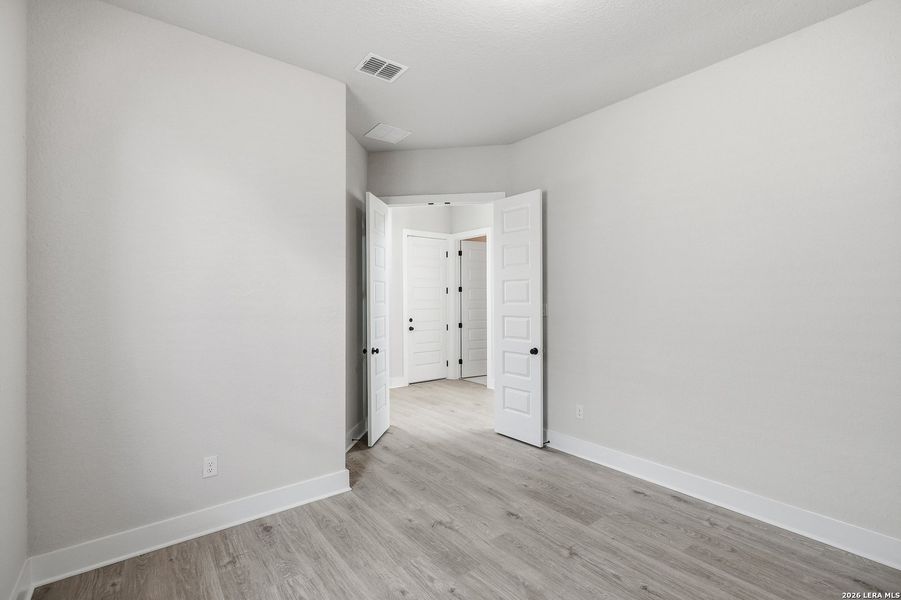Spacious, unfurnished interior of a new home in Stillwater Ranch, San Antonio (Image 37). Spacious, unfurnished interior of a new home in Stillwater Ranch, San Antonio (Image 37).