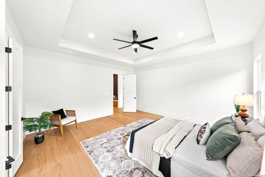 Furnished interior view inside a new home in , Boerne (Image 5).