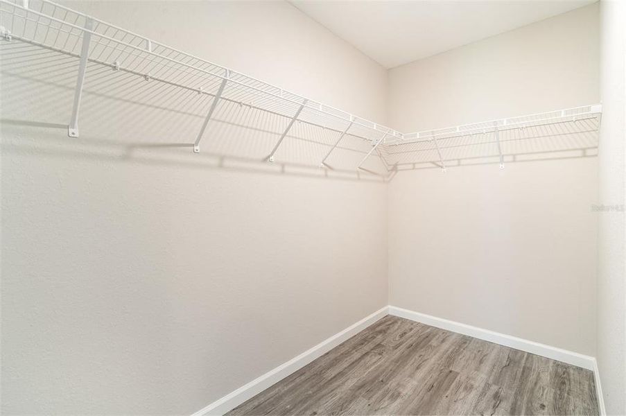 Spacious, unfurnished interior of a new home in , North Port (Image 14).