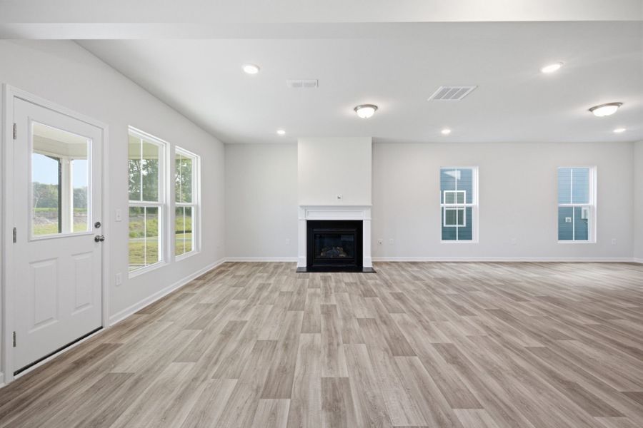 Spacious, unfurnished interior of a new home in Providence Oaks, Fuquay Varina (Image 42). Spacious, unfurnished interior of a new home in Providence Oaks, Fuquay Varina (Image 42).