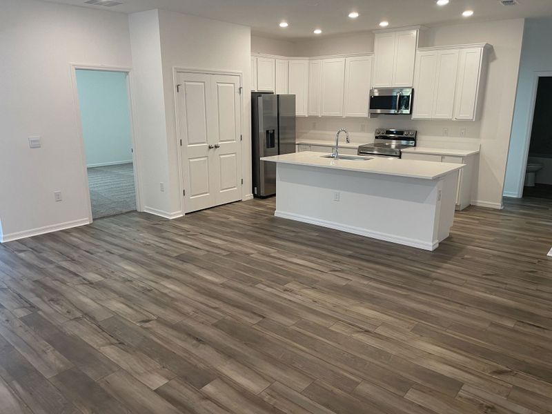 Furnished interior view inside a new home in Royal Highlands, Weeki Wachee (Image 6).