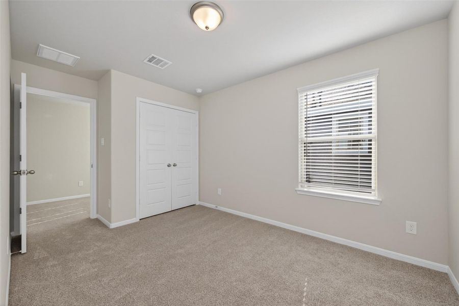 Spacious, unfurnished interior of a new home in Woodland Lakes, Huffman (Image 32). Spacious, unfurnished interior of a new home in Woodland Lakes, Huffman (Image 32).