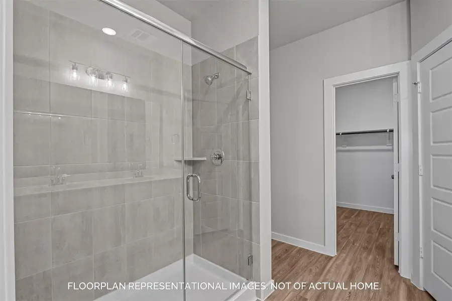 Furnished interior view inside a new home in Miller's Pond, Rosenberg (Image 7).