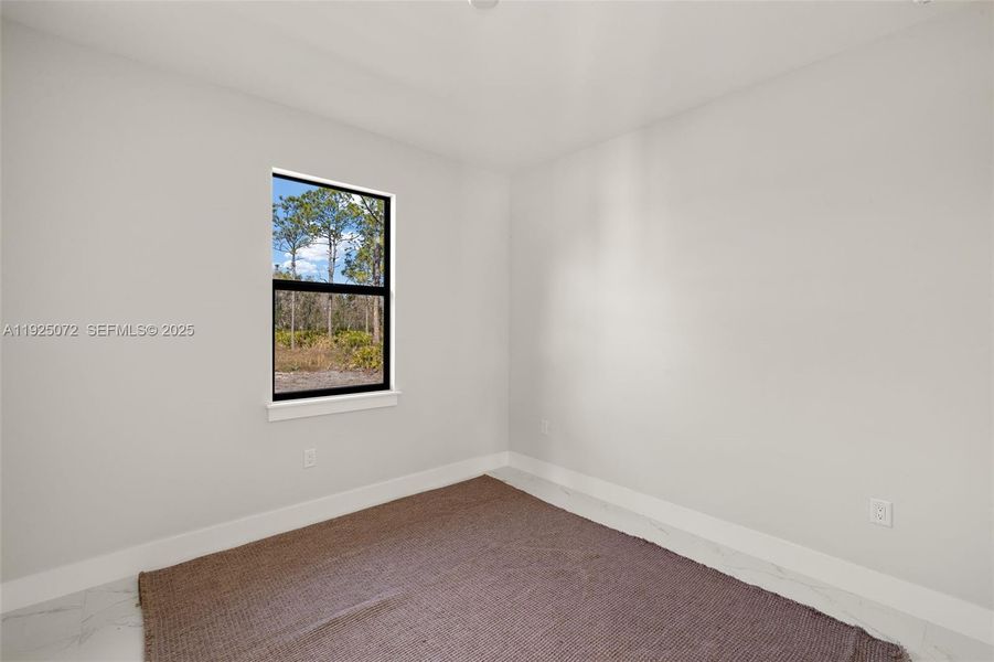 Spacious, unfurnished interior of a new home in , Naples (Image 20).