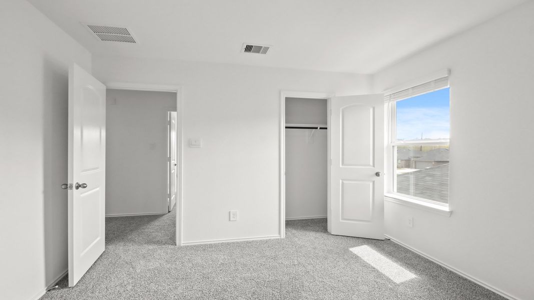 Representative unfurnished interior of a home built from the Perry by D.R. Horton in Mill Creek, Magnolia (Image 18). Representative unfurnished interior of a home built from the Perry by D.R. Horton in Mill Creek, Magnolia (Image 18).