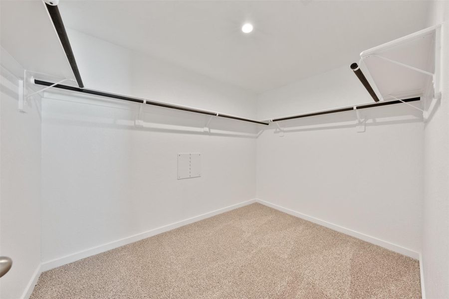 Spacious, unfurnished interior of a new home in Tamarron, Fulshear (Image 39). Spacious, unfurnished interior of a new home in Tamarron, Fulshear (Image 39).