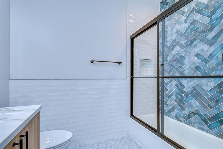 Close-up of interior finishes inside a home in , Tampa (Image 19).