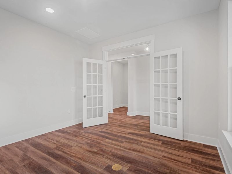 Spacious, unfurnished interior of a new home in Calista Farms, White House (Image 16).