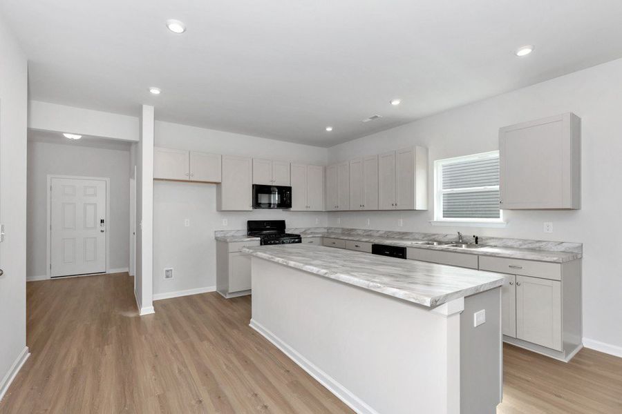 *This is a marketing photo. Colors/options may be different.*