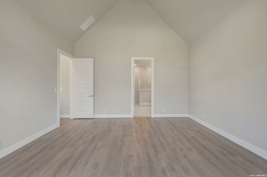 Spacious, unfurnished interior of a new home in Windsong - Legacy Series, Boerne (Image 54). Spacious, unfurnished interior of a new home in Windsong - Legacy Series, Boerne (Image 54).
