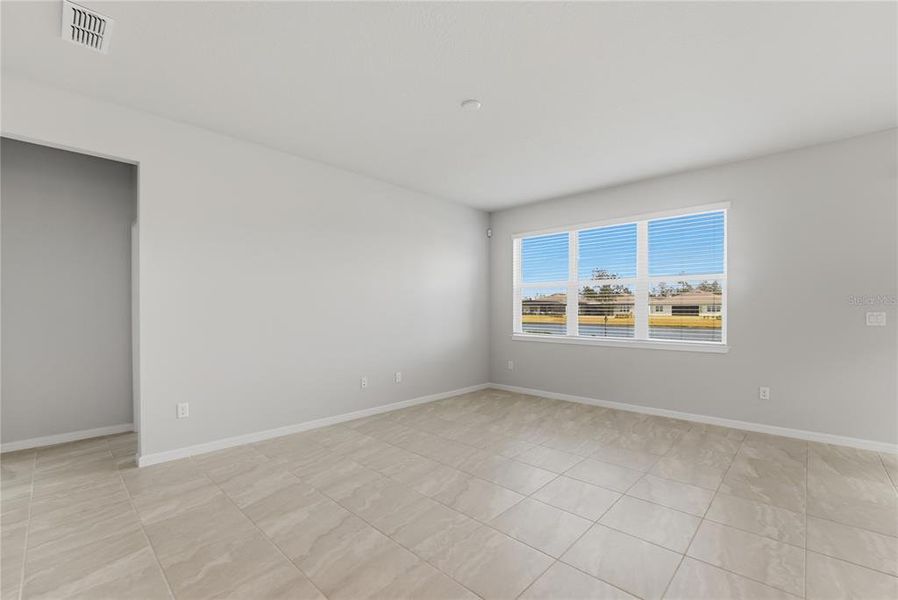 Spacious, unfurnished interior of a new home in , St. Cloud (Image 36).