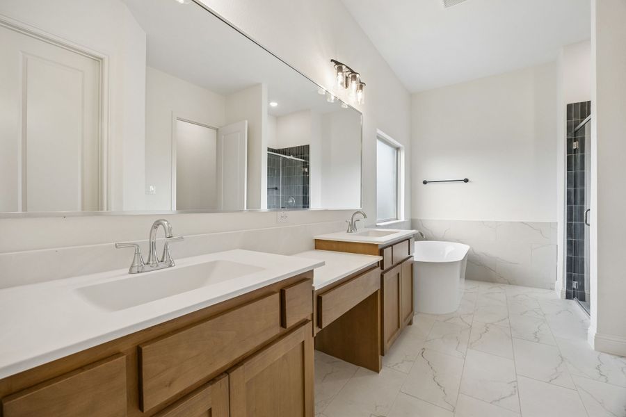 Furnished interior view inside a new home in Country Lakes, Denton (Image 11).