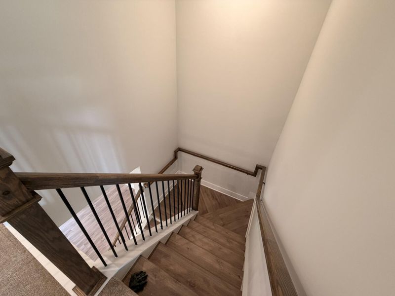 Spacious, unfurnished interior of a new home in Blythe Mill Townhomes, Waxhaw (Image 16).