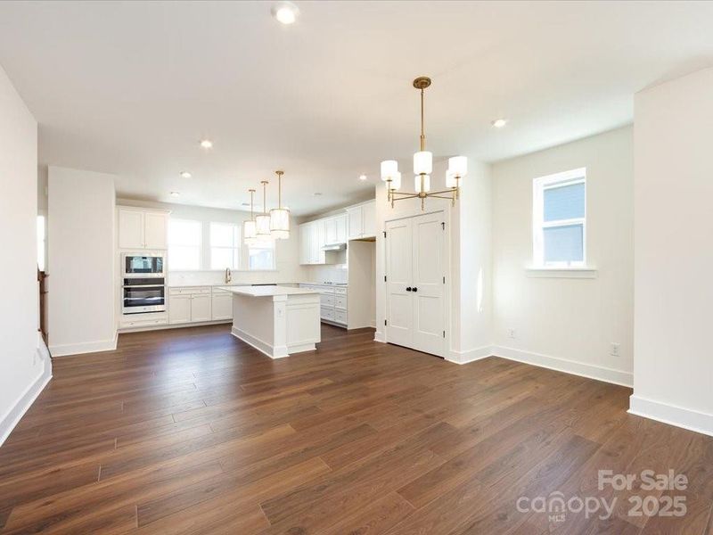 Dining Space Bridging Great Room and Kitchen