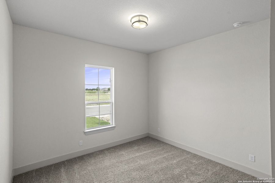 Spacious, unfurnished interior of a new home in Weltner Farms 60’s, New Braunfels (Image 17).