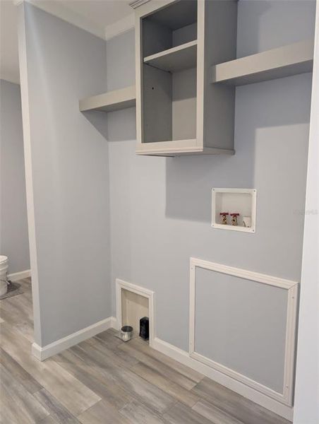 Spacious, unfurnished interior of a new home in , Hudson (Image 6).